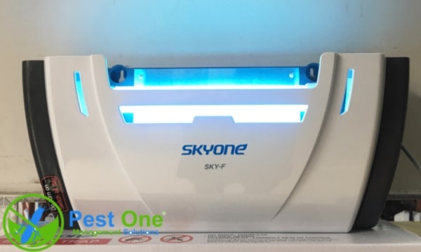 Đèn diệt côn trùng Sky F
